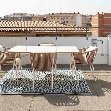 Loira El Ibon Del Castellar, Terrazas Y Vistas Zaragoza
